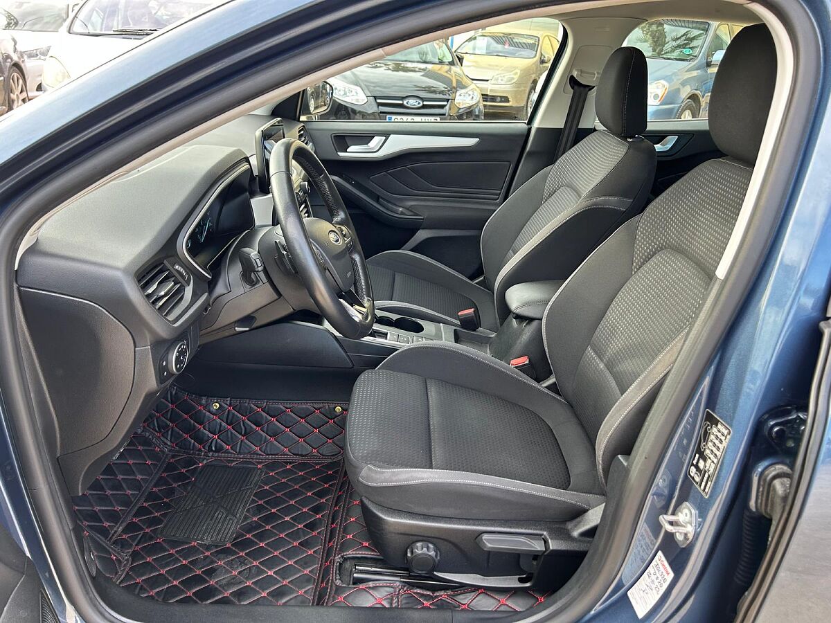 FORD FOCUS ESTATE 1.5 TDCI AUTO SPANISH LHD IN SPAIN 68000 MILES SUPERB 2019